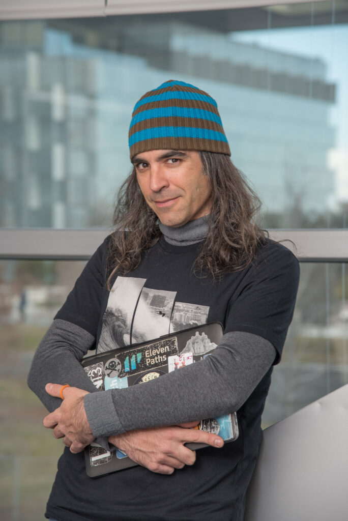 ciberseguridad chema alonso esencial para la proteccion digital en el mundo actual 1 scaled
