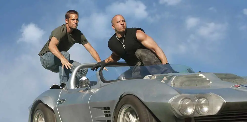 fast and furious aun mas rapido espectaculo y adrenalina en cada escena