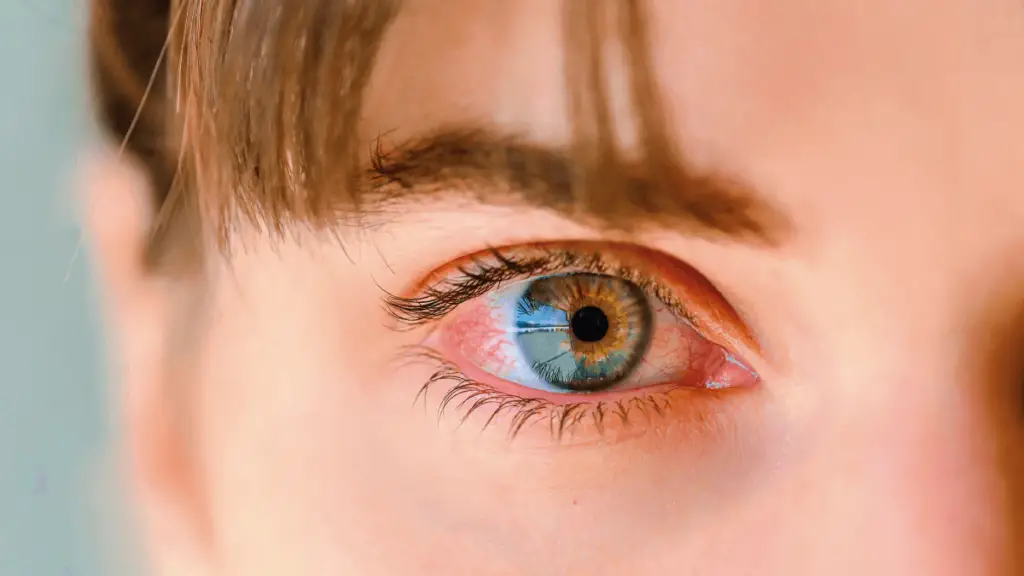 como evitar el ardor en los ojos por uso del celular
