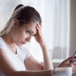 Cómo lidiar con la ansiedad de sentir el celular vibrar