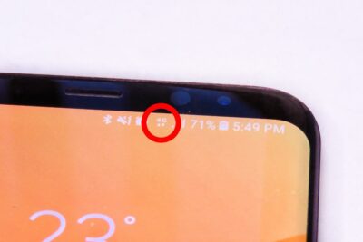 que significa la e en la senal de tu celular
